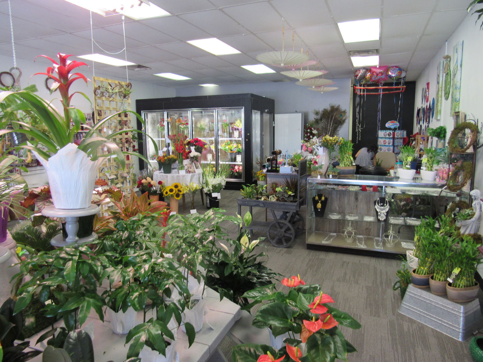 Naly's Floral